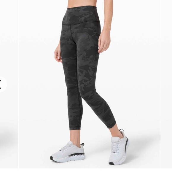 Lululemon camo high rise legging size 4 - Picture 2 of 7